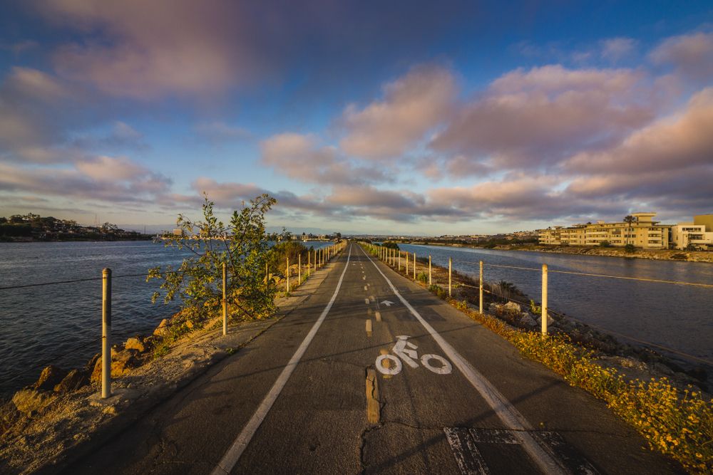 Bike path of Ballona Creek
