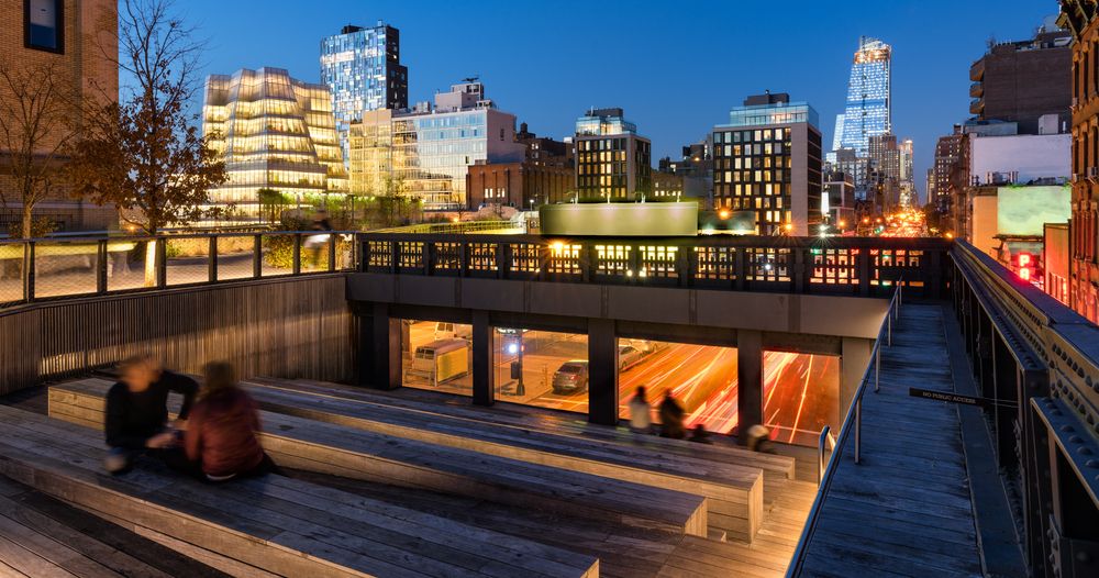 Night lights at High Line