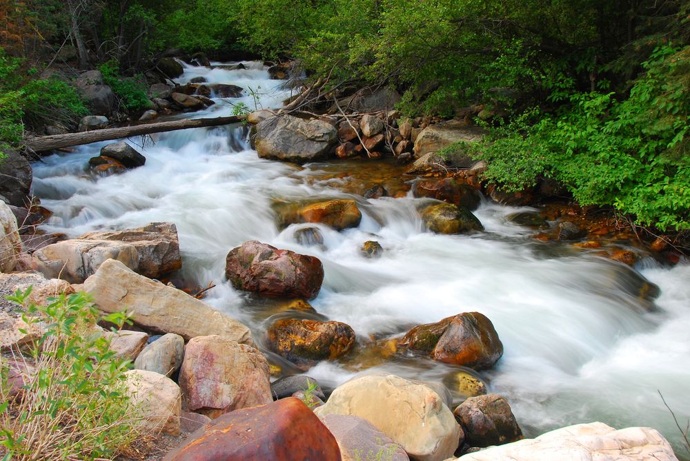 Rocks and rushing water at Wasatch Mountain State Park