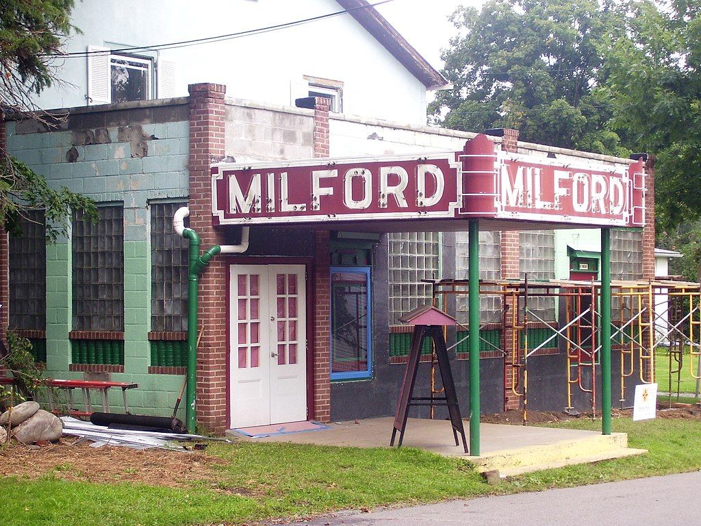 Name sign and entrance of the Milford Theatre