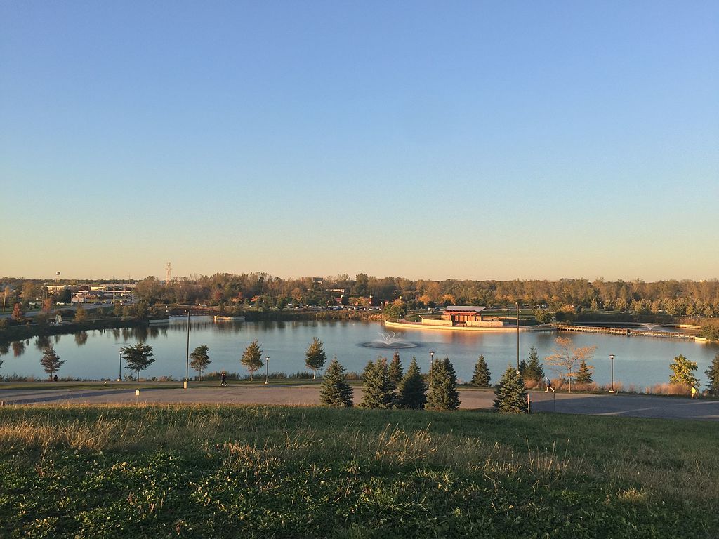 View of Centennial Park's water