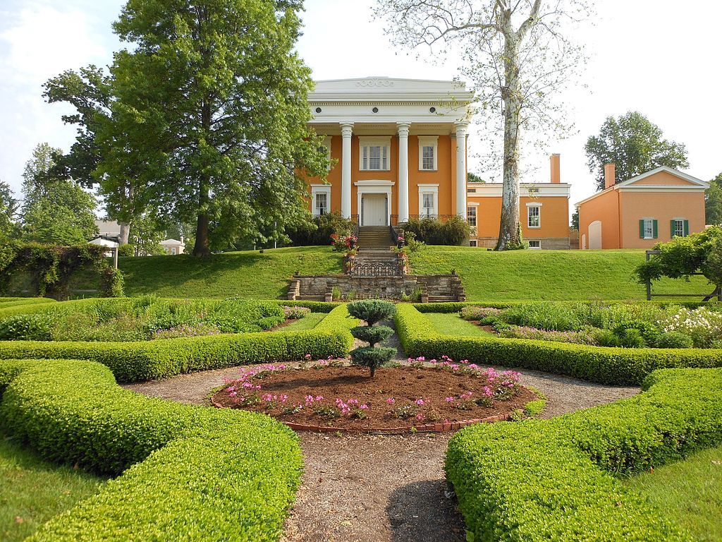 The garden of Lanier Mansion Historic Site