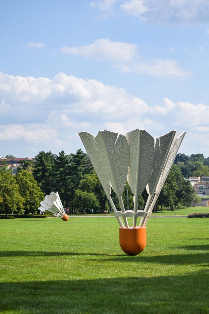 Giant shuttlecock sculptures at The Nelson-Atkins Museum of Art
