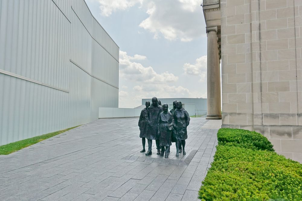 Statues along The Nelson-Atkins Museum of Art