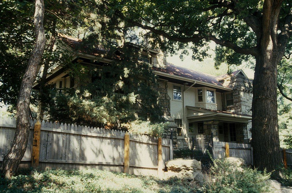 Exterior of Thomas Hart Benton Home and Studio State Historic Site
