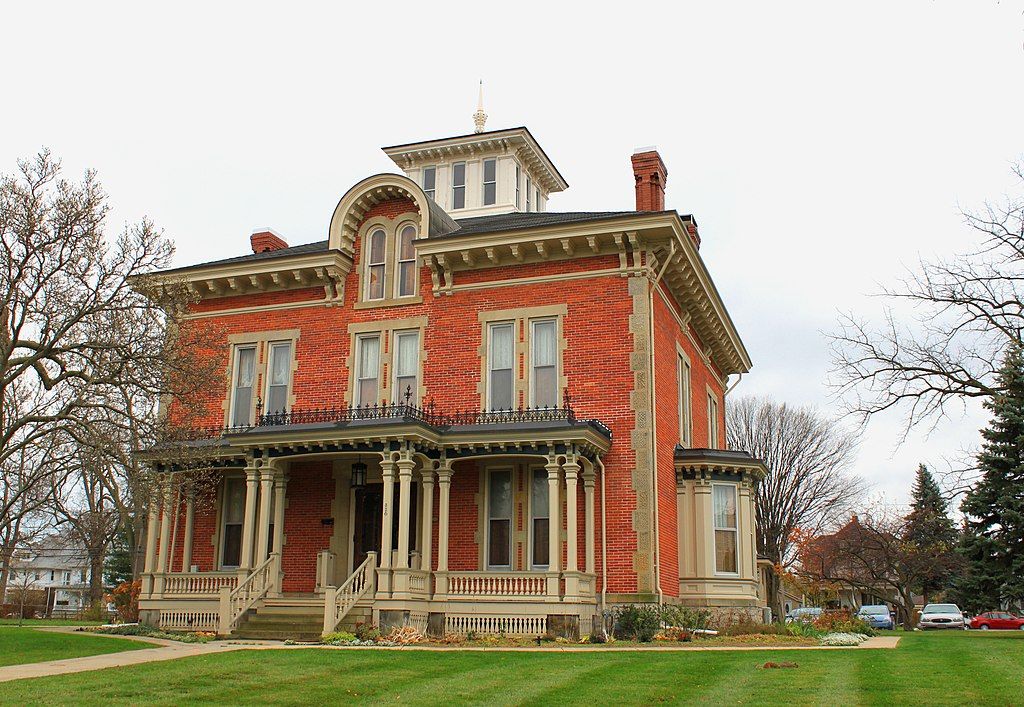 Exterior of Sawyer Homestead