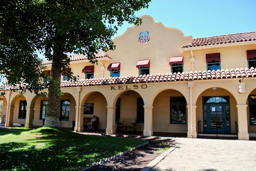 Front view of Kelso Depot Visitor Center