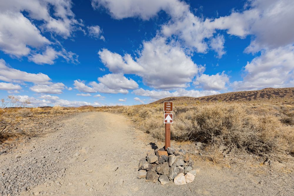 Trailhead of Lava Tube Trail