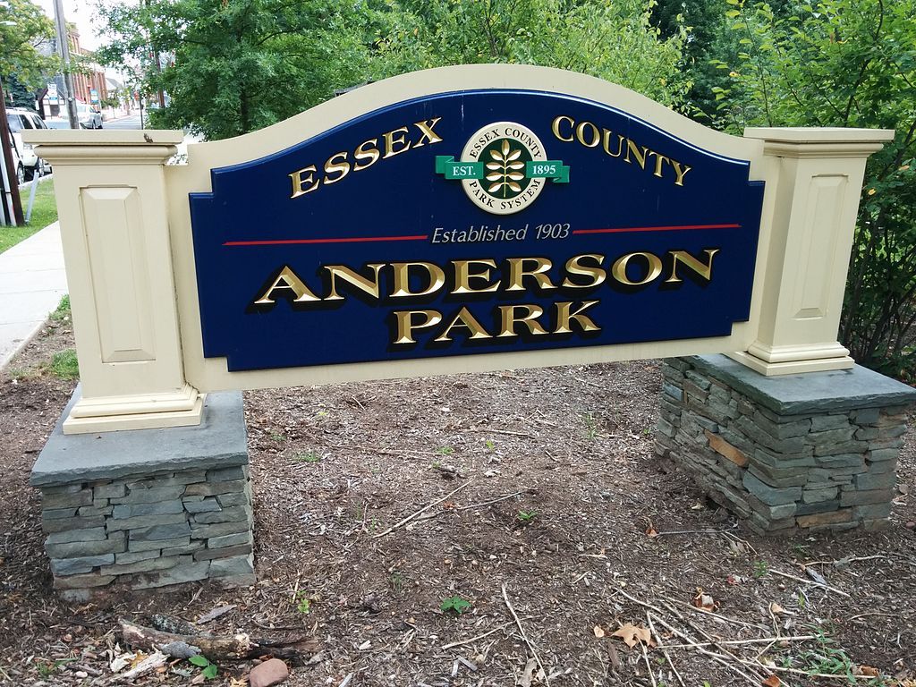 Name sign of Anderson Park.