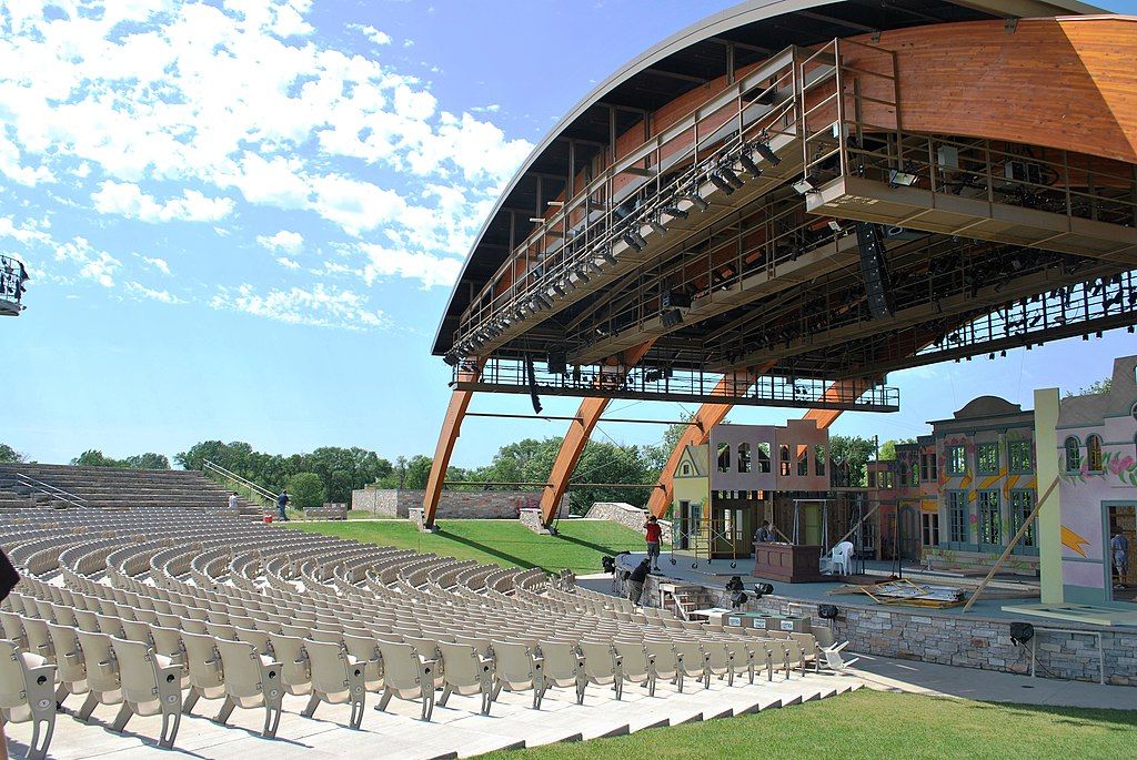 Amphitheater of the Bluestem Center for the Arts