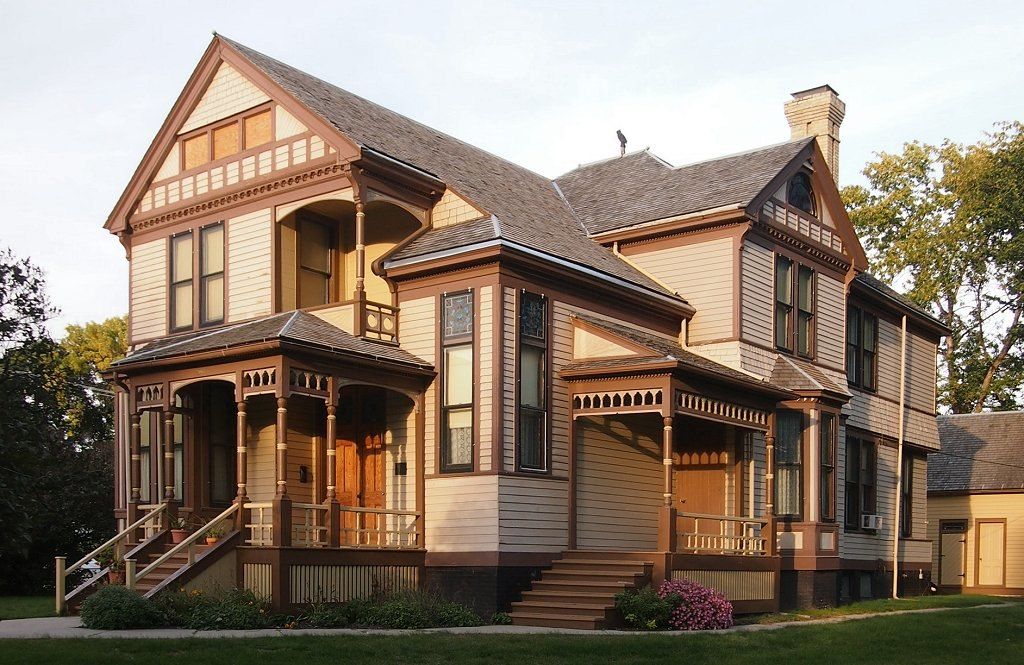 Exterior of the Comstock House