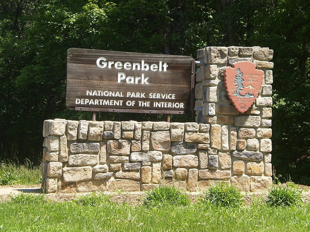 Welcome sign of Greenbelt Park