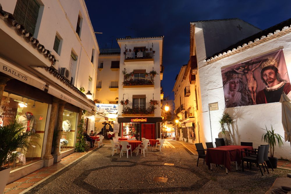 Night scene at Old Town Marbella's square