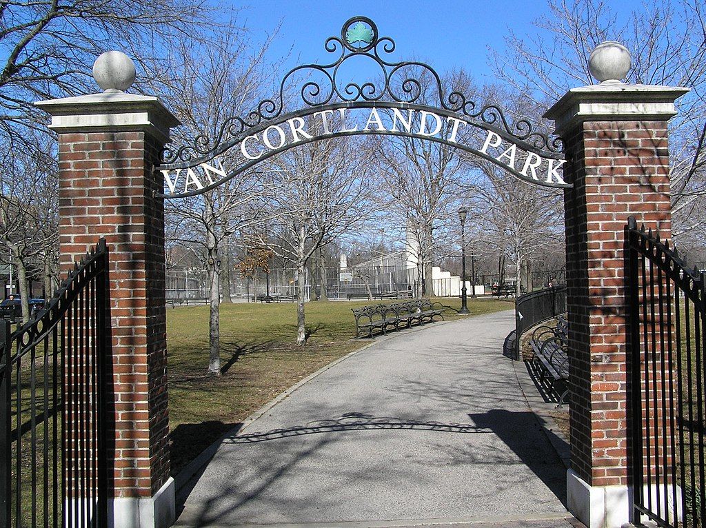 Entrance arch of Van Cortlandt Park