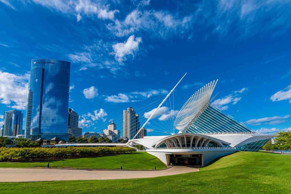 Exterior of the unique Milwaukee Art Museum