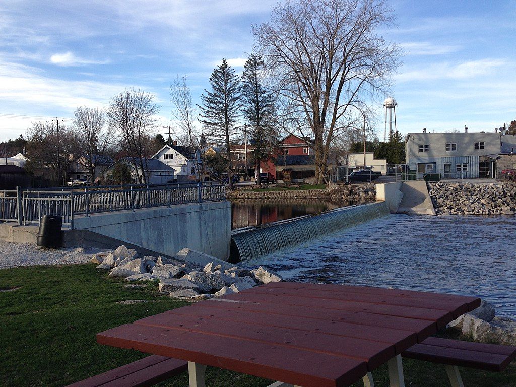 A dam at Mishicot Village Park
