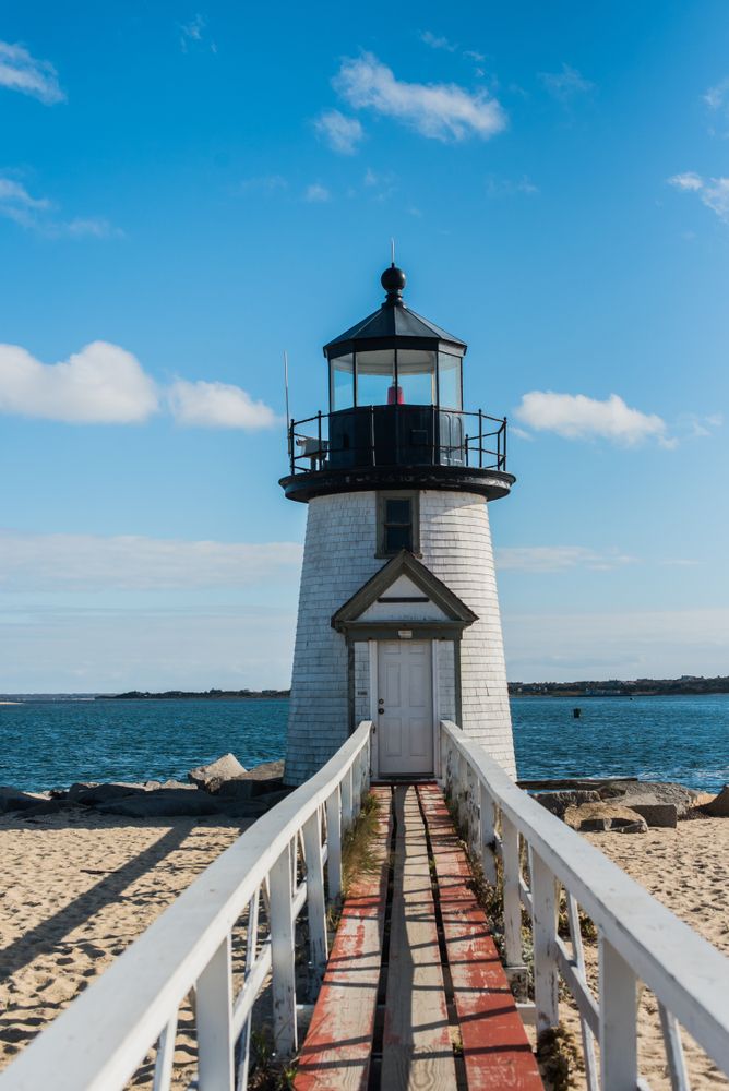 A trail leading to Brant Point lighthouse entrance