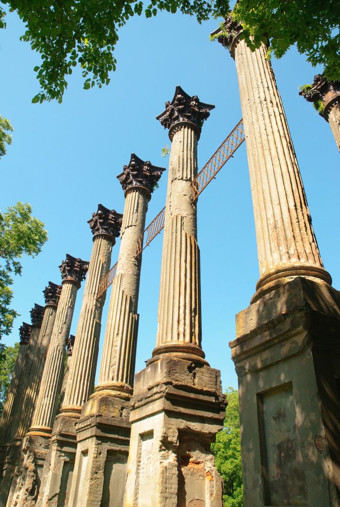Closer view of Port Gibson's pillars