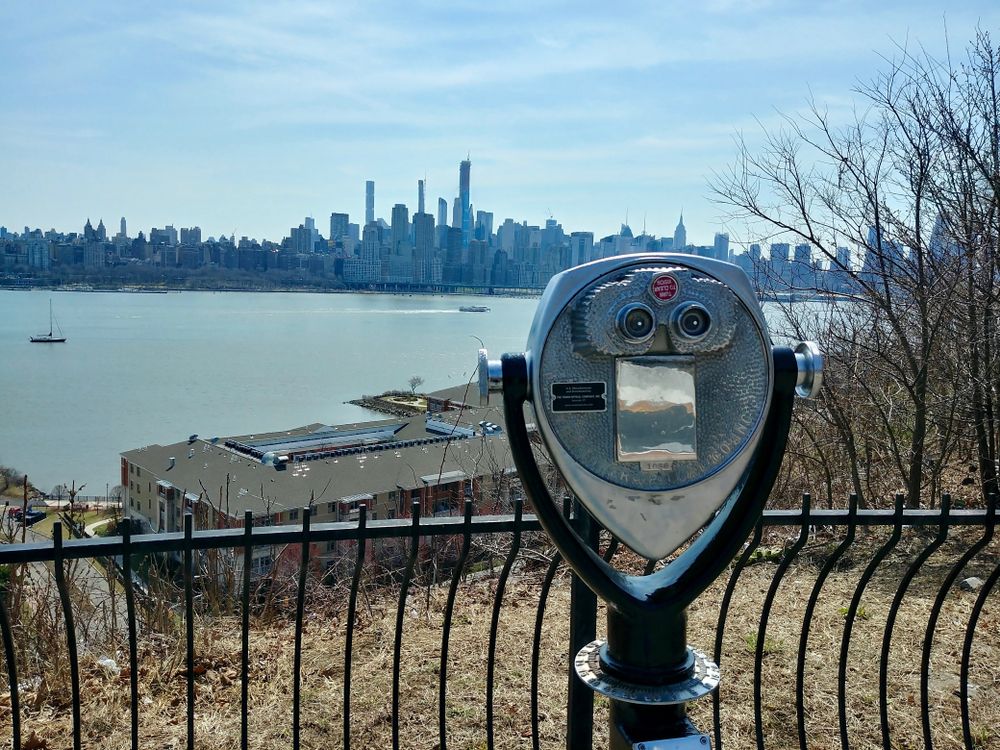 Binoculars at Boulevard East