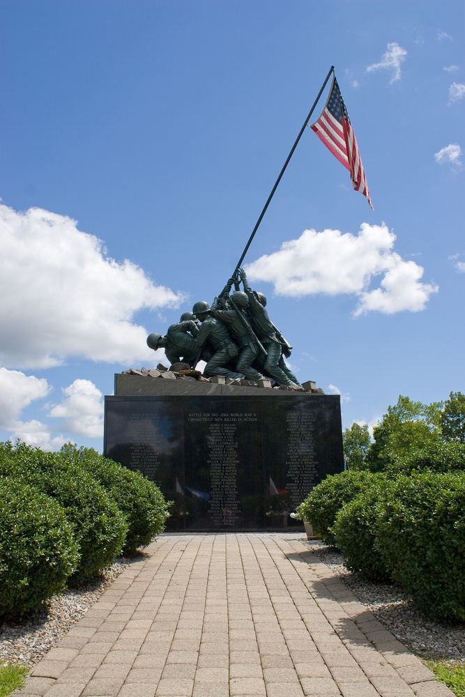 Daytime view of the National Iwo Jima Memorial