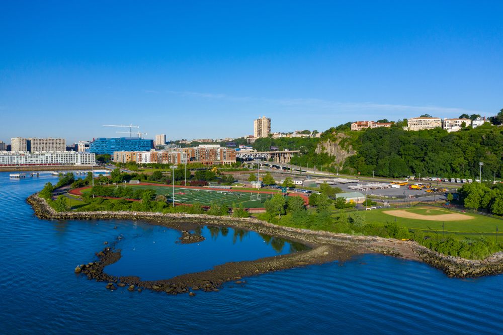 Aerial view of Weehawken Waterfront Park and Recreation Center