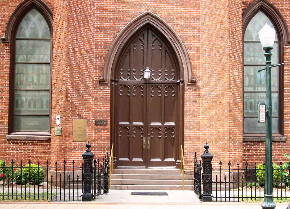 Entrance doors of First Baptist Church