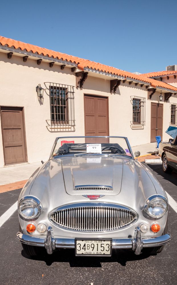 A classic car on the grounds of Naples Depot Museum