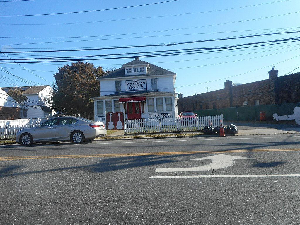 Exterior of the American Guitar Museum