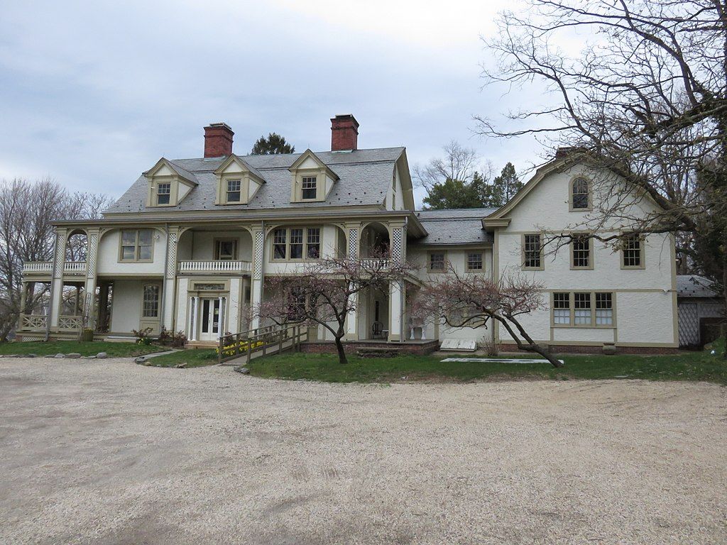 Exterior of Cedarmere