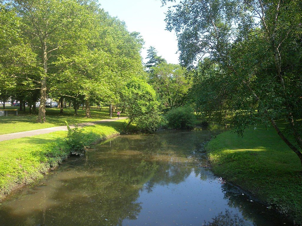 The waters of Manhasset Valley Park