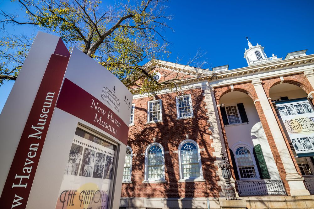 Signage of New Haven Museum