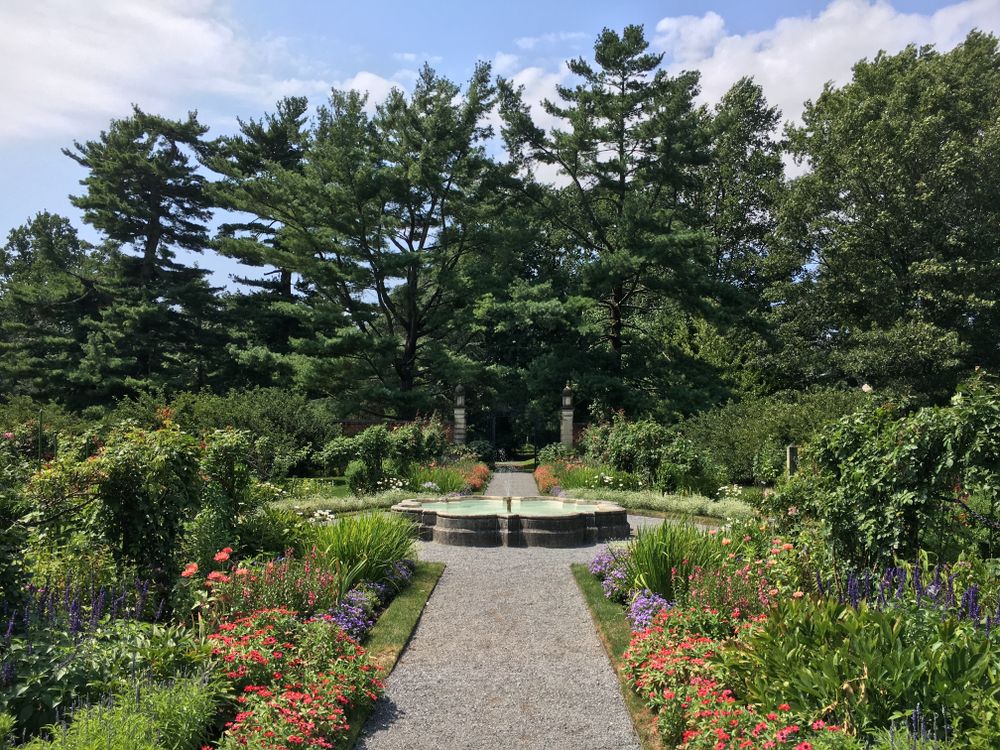 Trail at Old Westbury Gardens