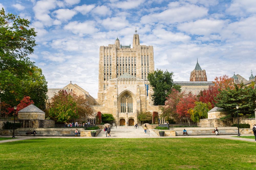 Sterling memorial library at Yale University