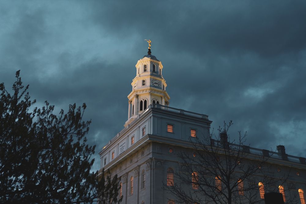 Night view of the Nauvoo Illinois Temple