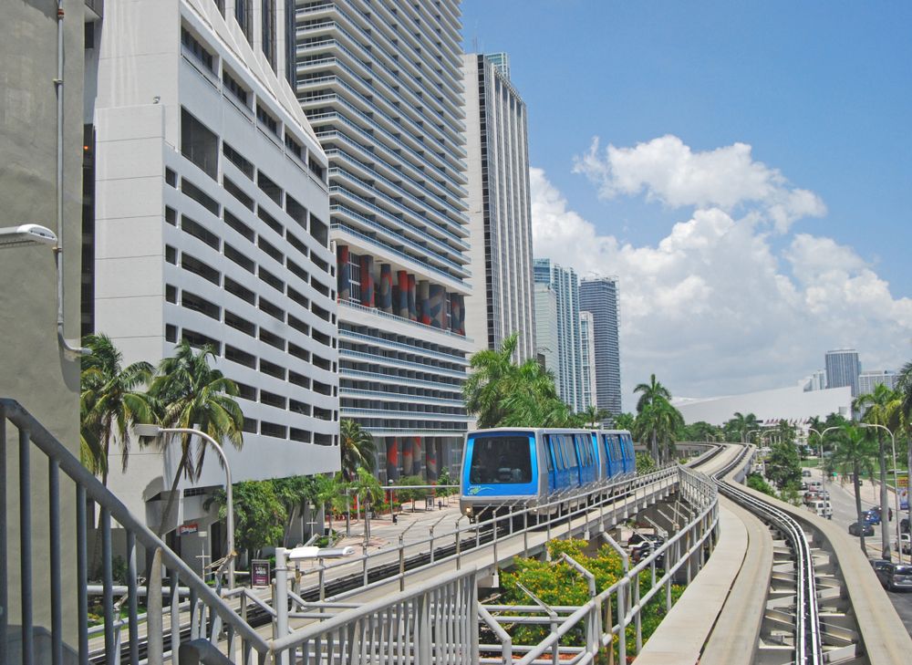 Rail system at Biscayne Boulevard
