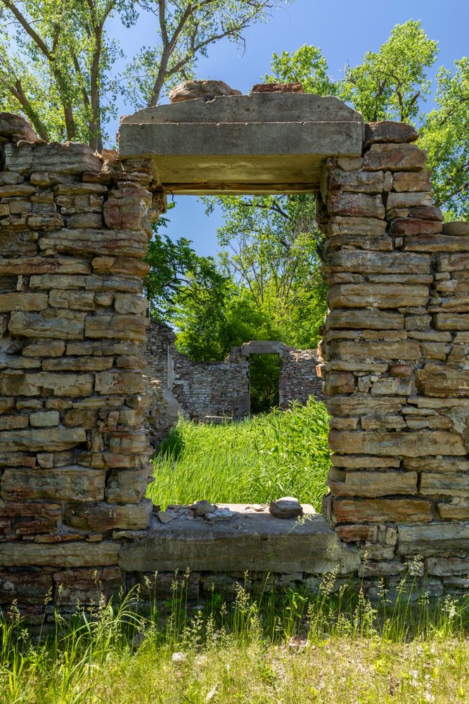 A window at Archibald Mill Ruins