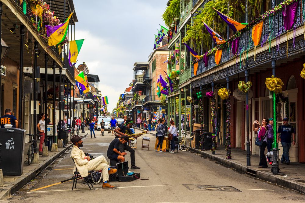 Street musicians at French Quarter