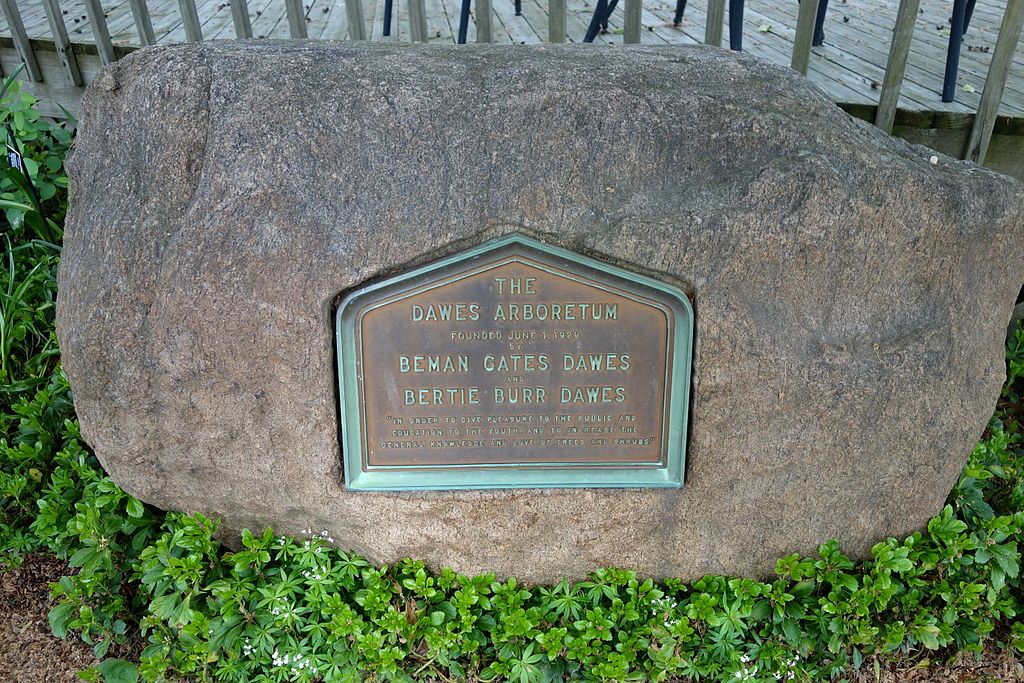 Plaque marker of Dawes Arboretum
