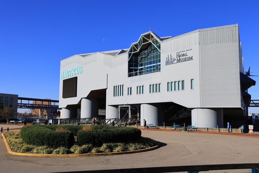 The joint building of Hampton Roads Naval Museum and Nauticus