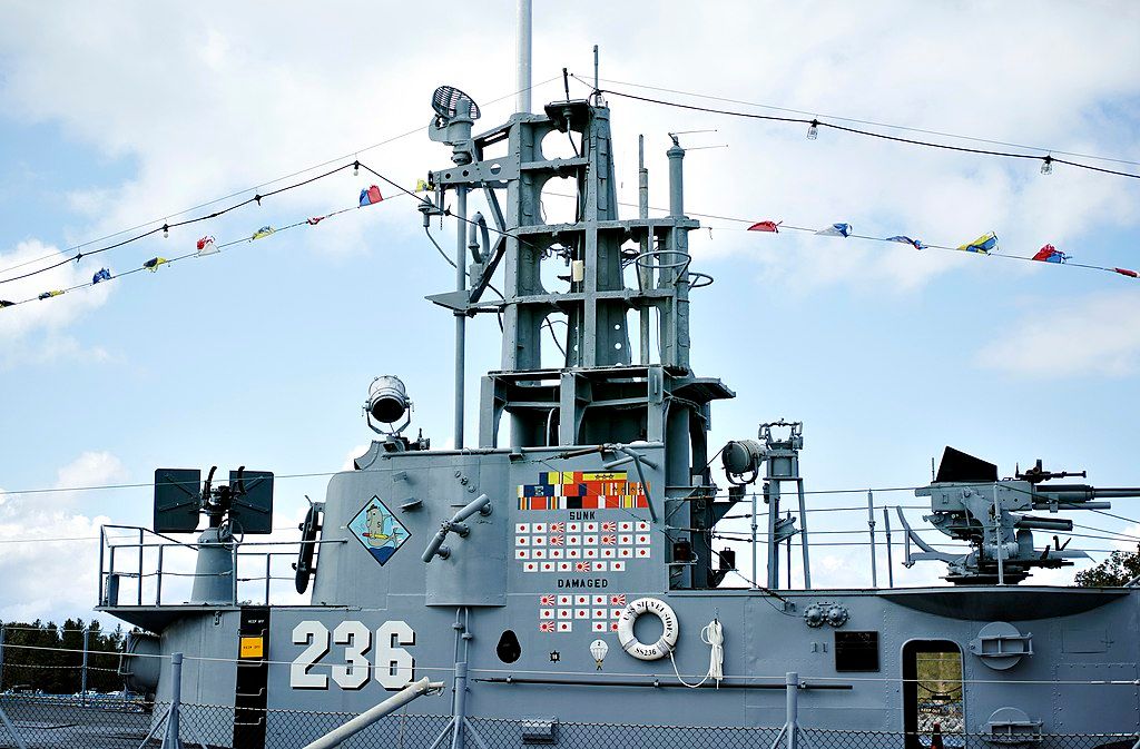 Daytime view of the USS SILVERSIDES Submarine Museum