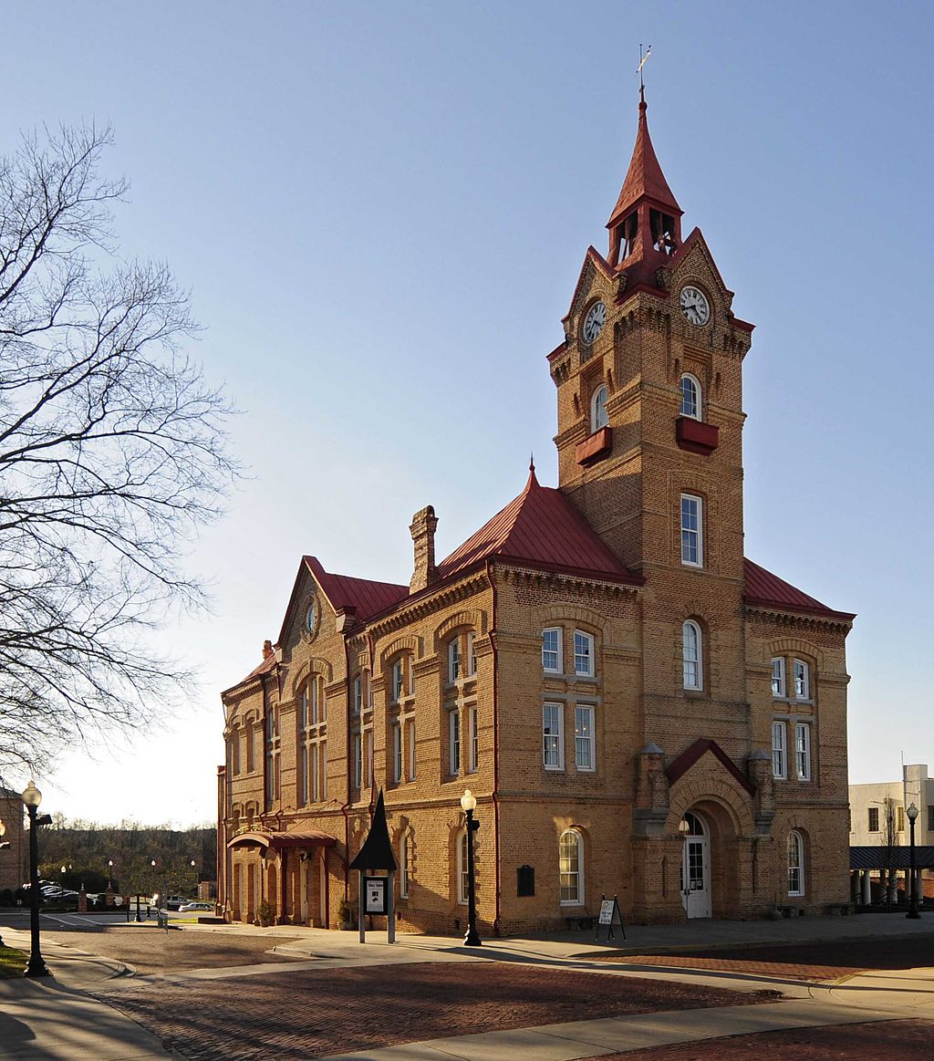 Exterior of Newberry Opera House