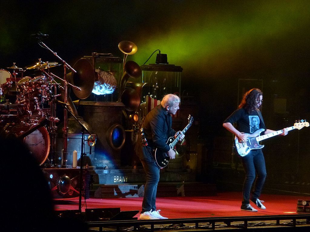 Guitar players at Jiffy Lube Live