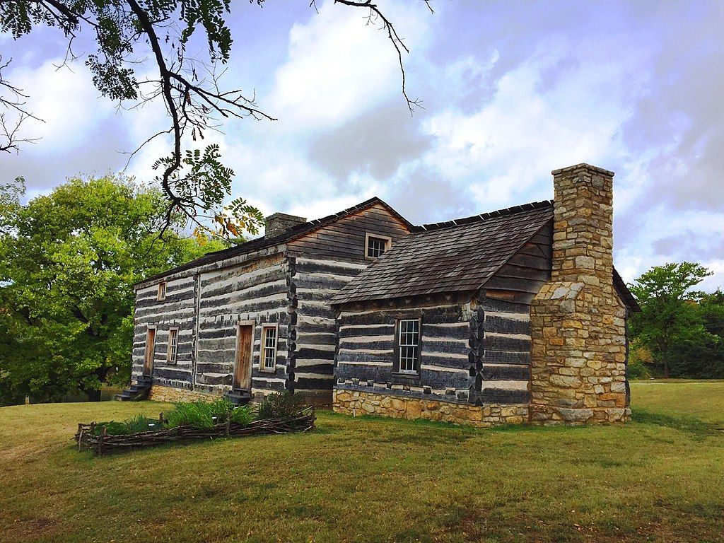 A house at Fort Zumwalt Park
