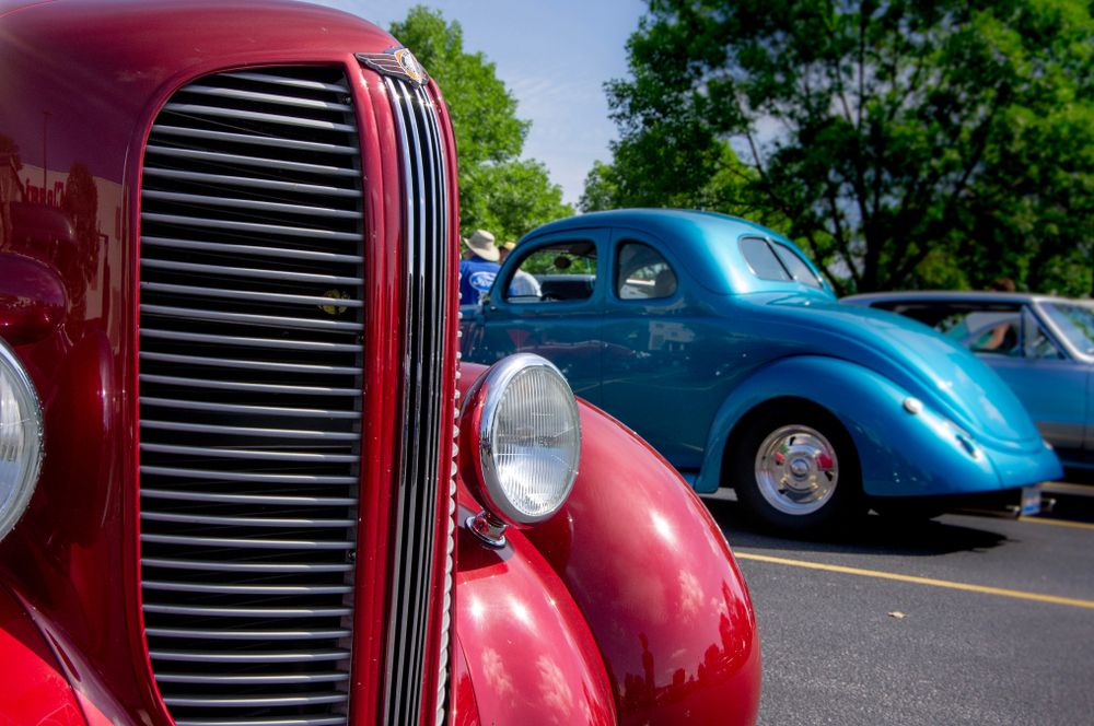 Vintage cars at Gateway Classic Cars