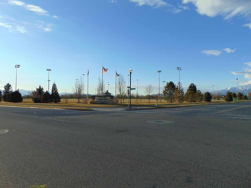 Welcome sign of Lakeside Sports Park