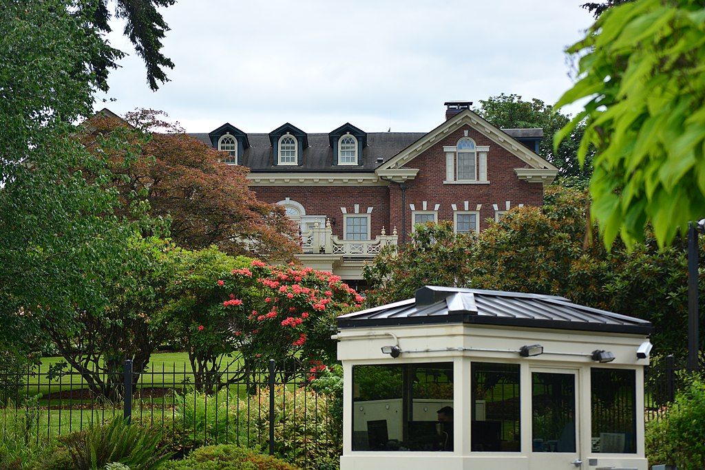 Front view of Governor’s Mansion