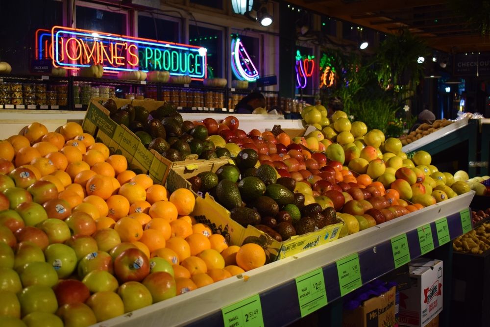 Fresh fruits in Reading Terminal Market