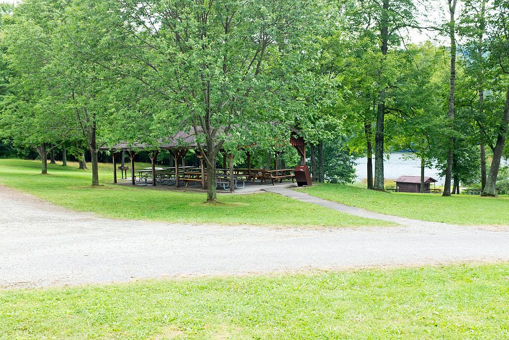 The grounds of Laurel Hill State Park