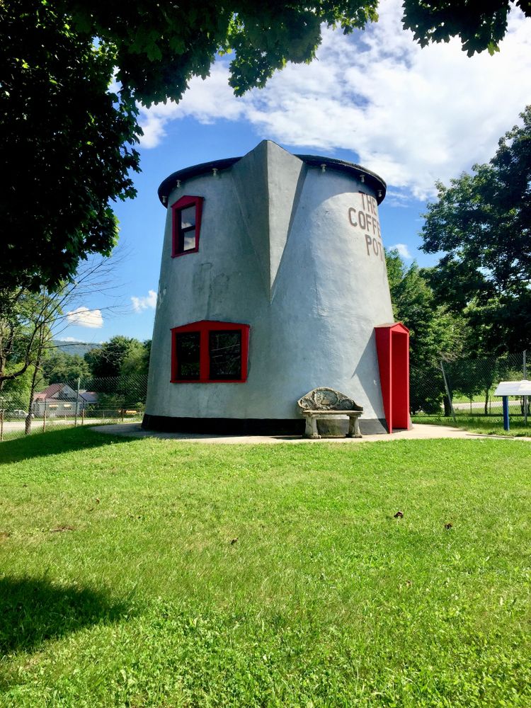 Daytime view of The Coffee Pot