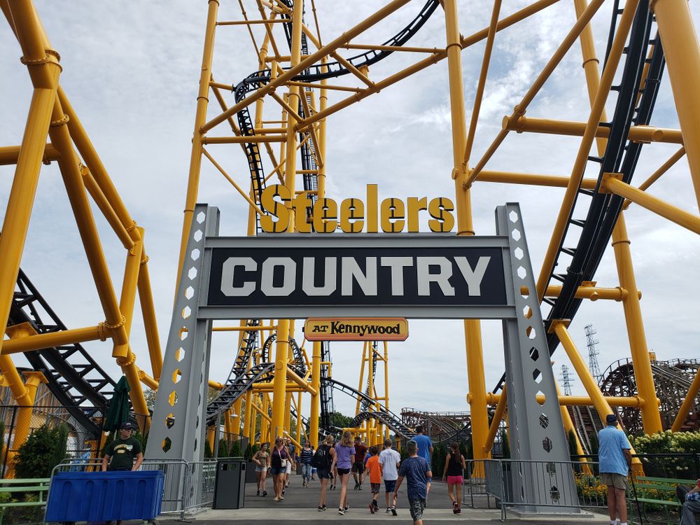 People at Kennywood Park